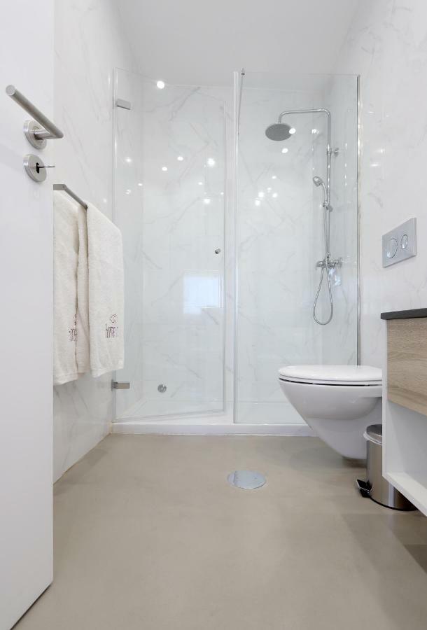 Hm - Living Batalha Square 1 Appartement Porto Buitenkant foto
