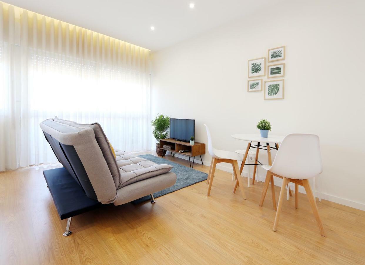 Hm - Living Batalha Square 1 Appartement Porto Buitenkant foto